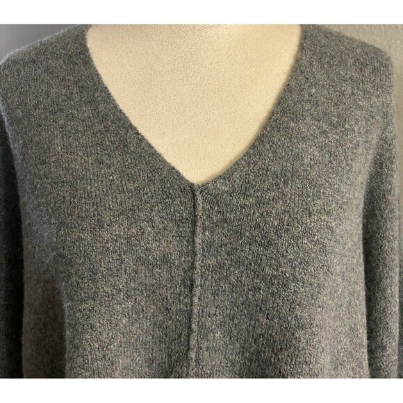Madewell Womens XL Gray  Knit Wool Blend Oversized Boxy  V Neck Soft Sweater - Picture 2 of 10
